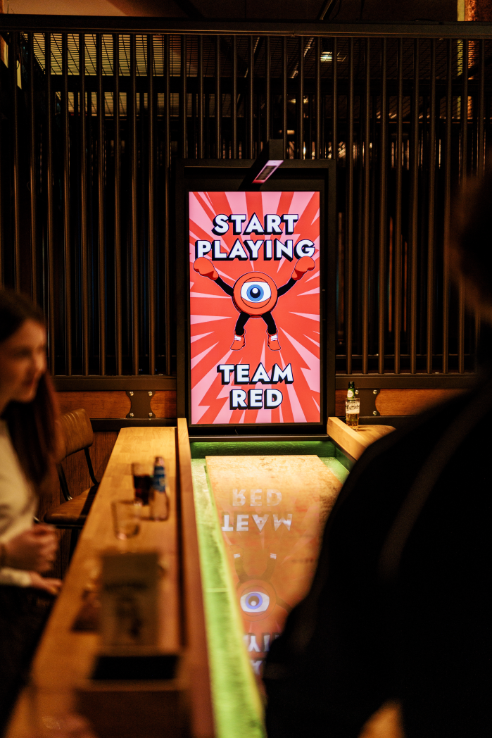 RADSTAKESOCIALBAR 08032026 TIMMENGERINK 127